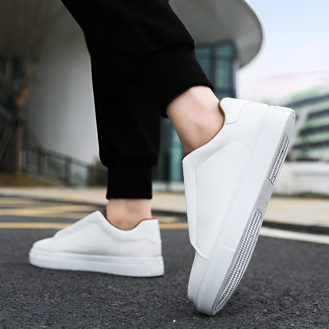 Easy | Men's Lightweight Non-Slip Casual Sneakers