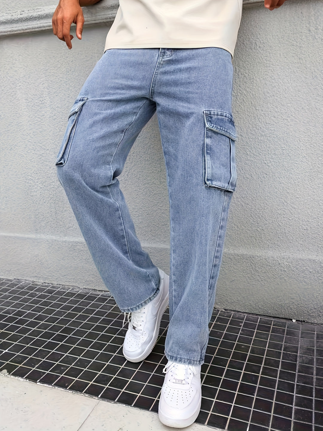 Denim | Men's Light Blue Relaxed Cargo Jeans