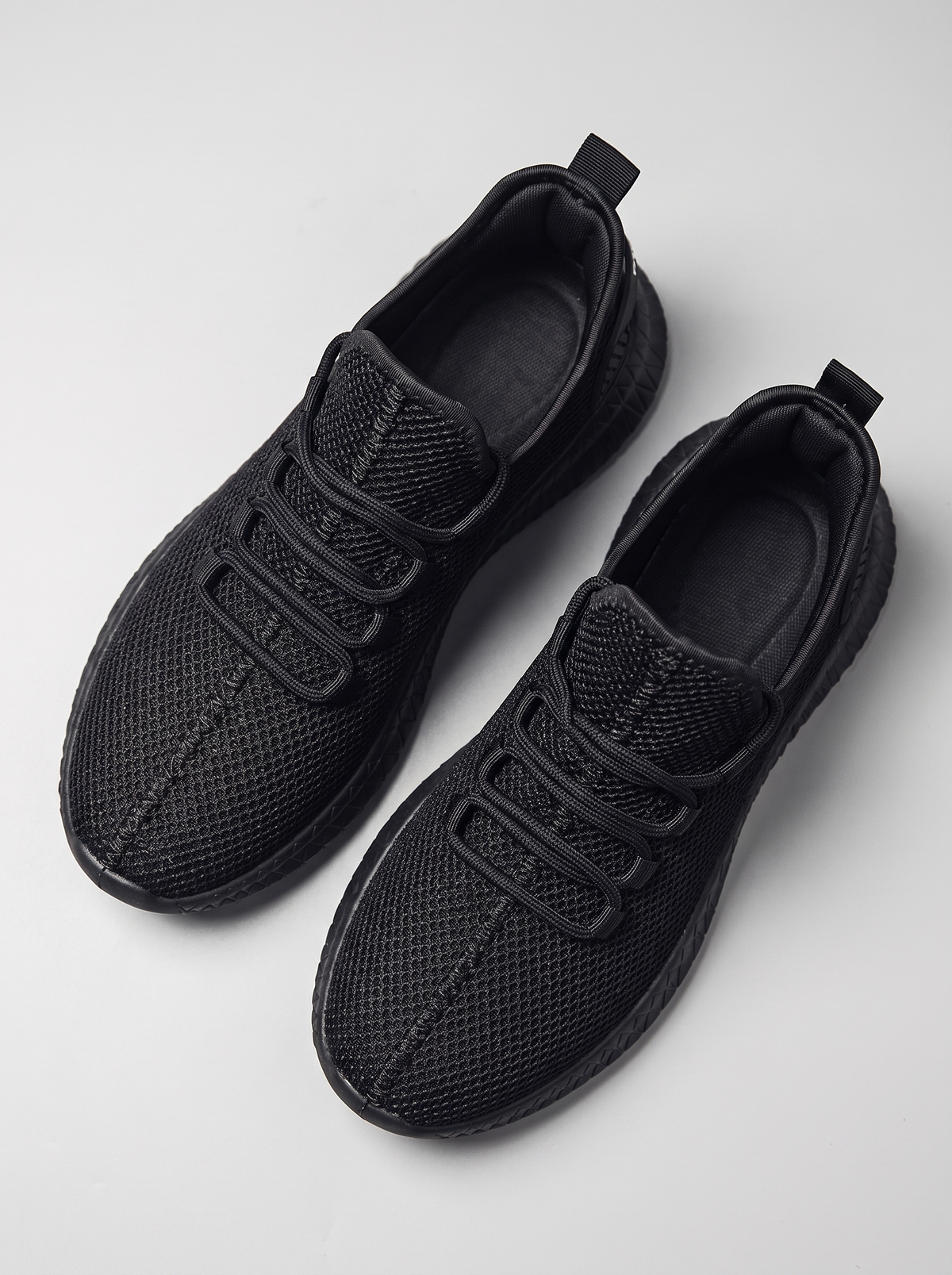Breeze zwarte mesh sneakers bovenaanzicht