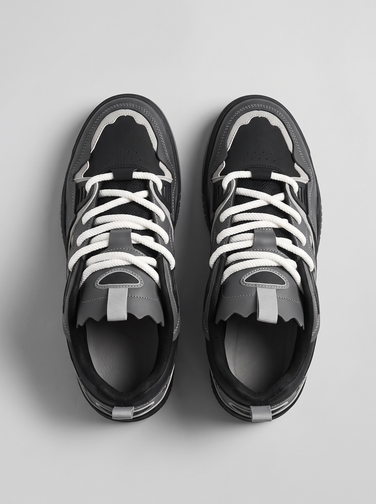Daily zwarte chunky sneakers bovenaanzicht