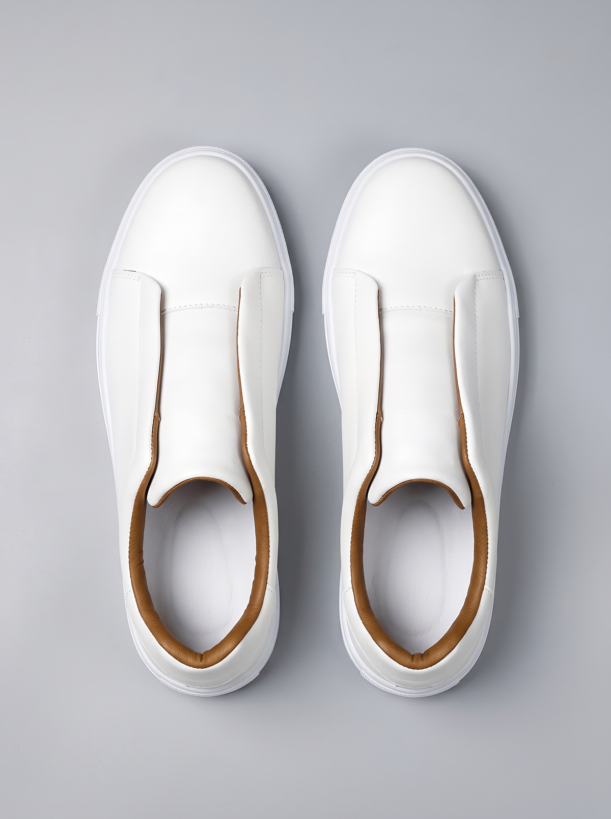 Easy witte leren sneakers bovenaanzicht