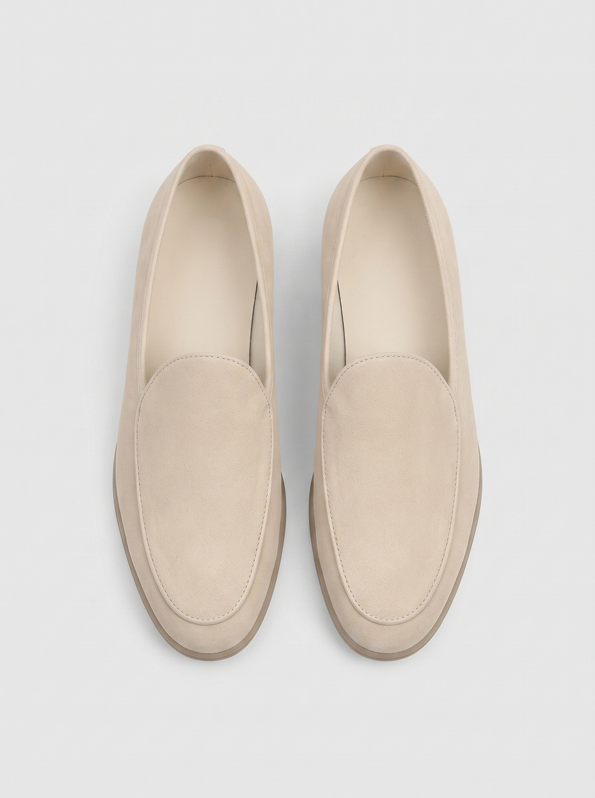 Stirling beige zachte loafers bovenaanzicht