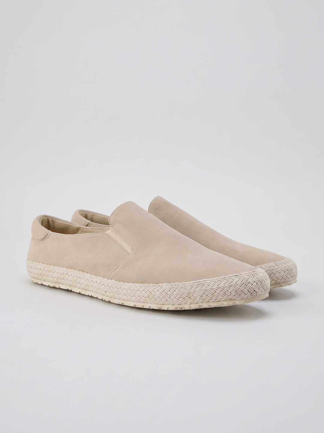 Riviera beige suede espadrilles paar driekwart