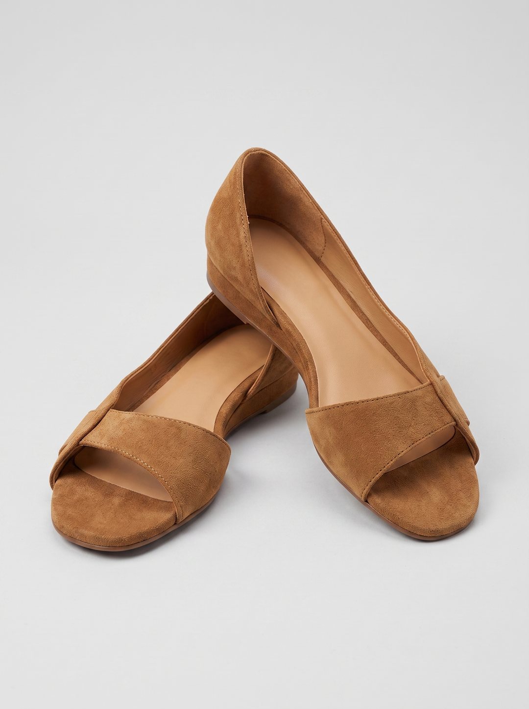 Emma women's casual slide sandals, pair, three-quarter view