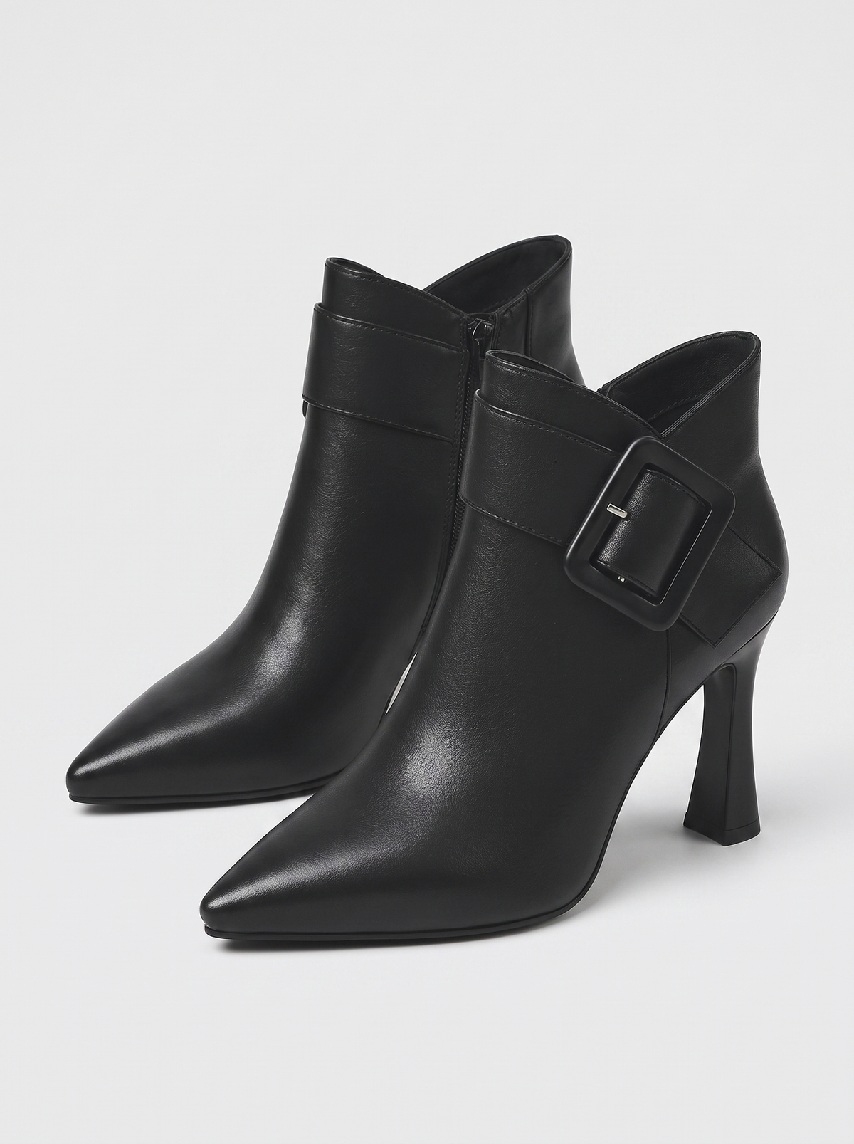 Marianne women's chic heeled ankle boots, pair, three-quarter view